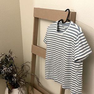 Everlane stripe tshirt